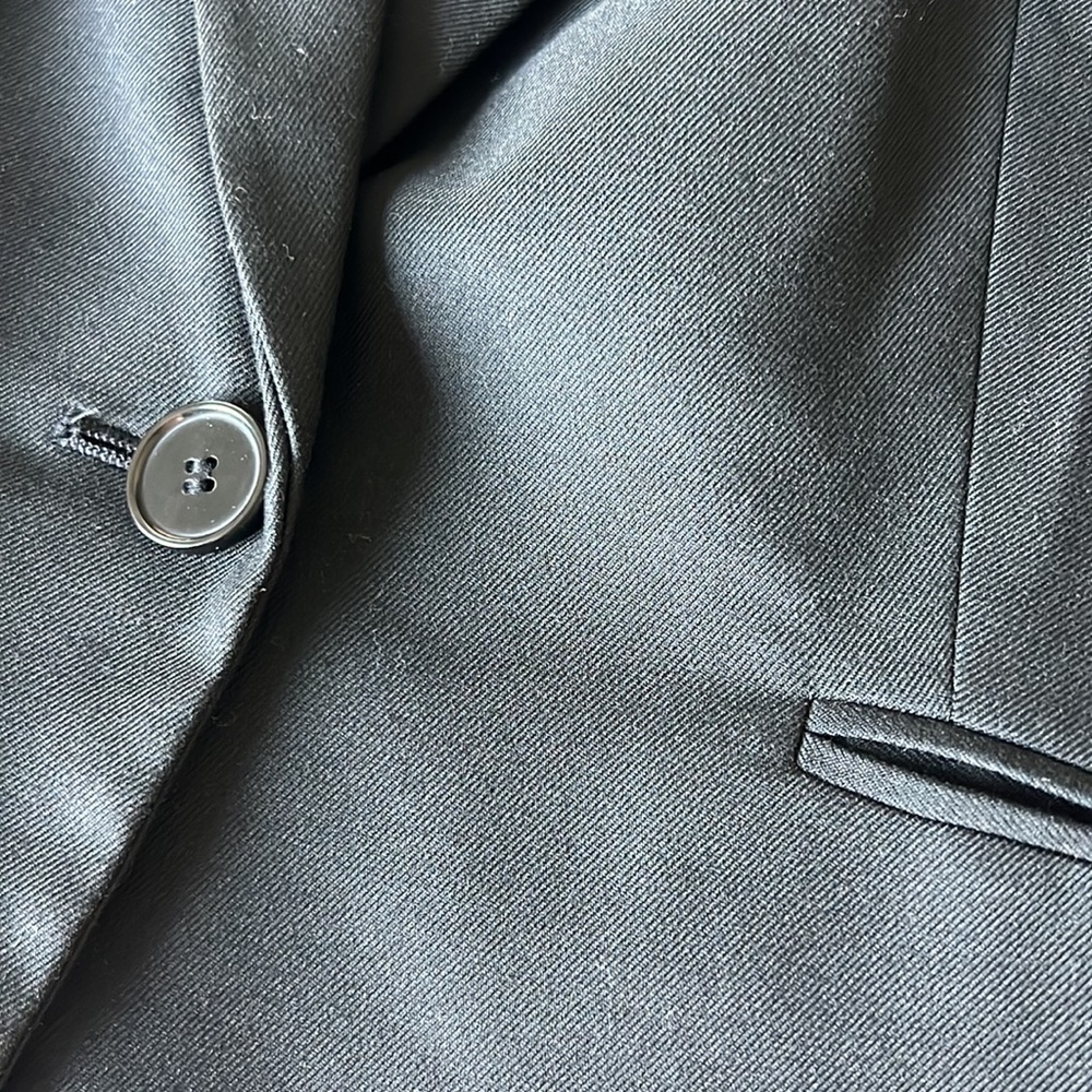 Blazer - Picture 4 of 8